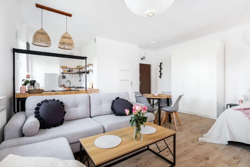 Ciche Studio, Blisko Metra Politechnika, Parking Apartment Варшава Екстериор снимка