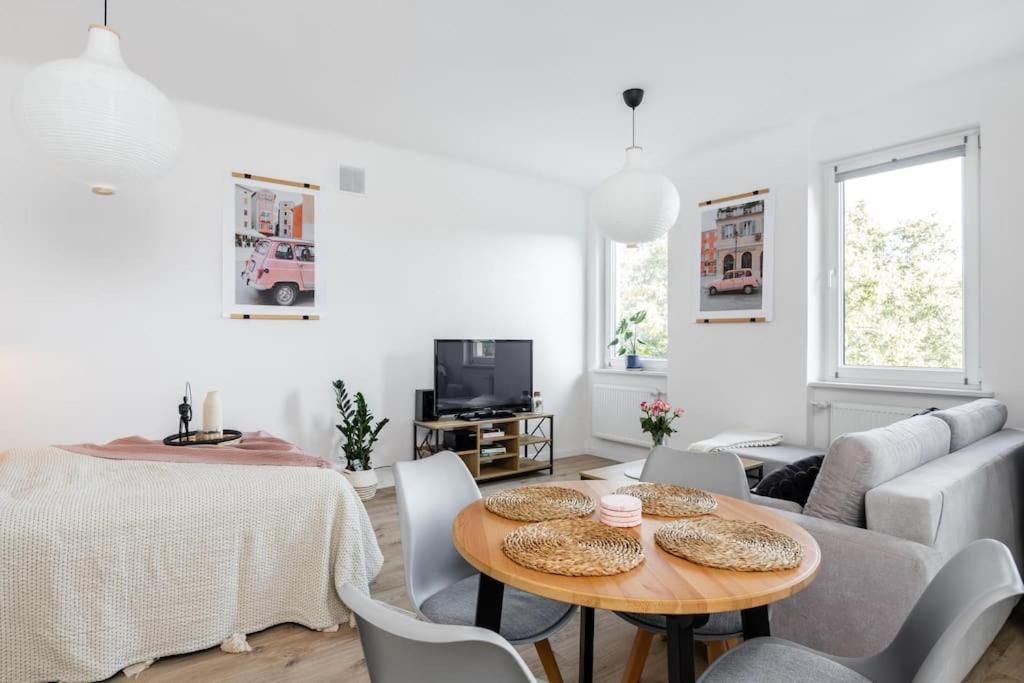 Ciche Studio, Blisko Metra Politechnika, Parking Apartment Варшава Екстериор снимка