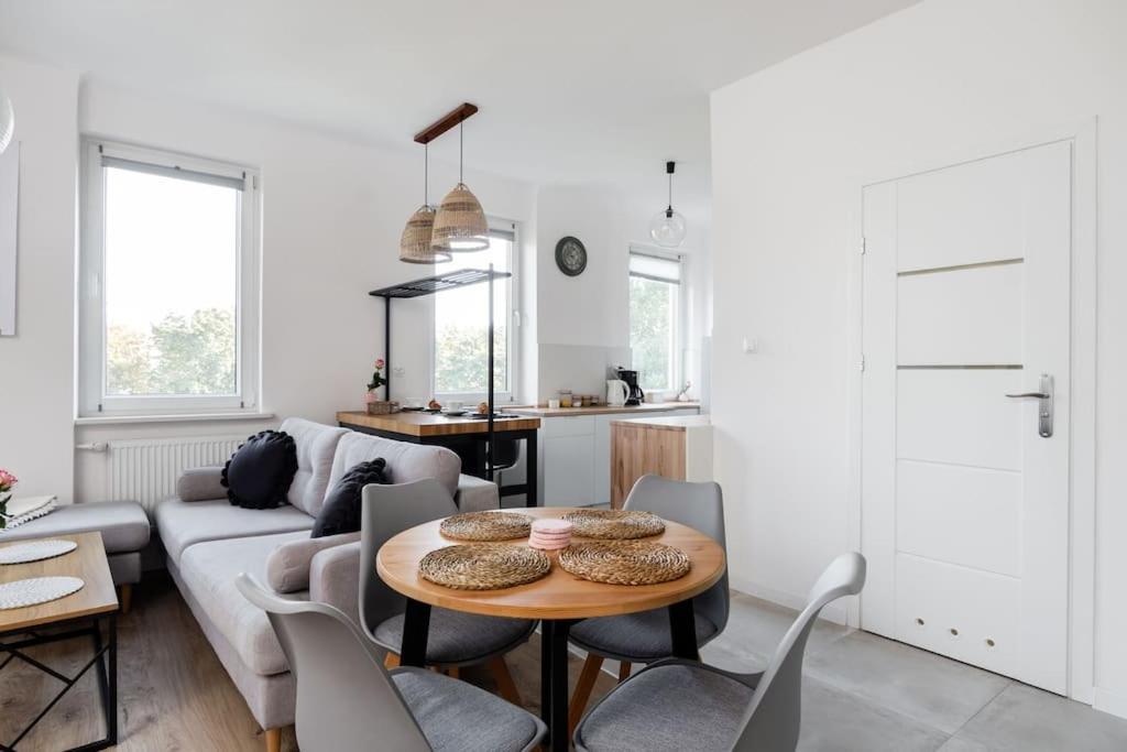 Ciche Studio, Blisko Metra Politechnika, Parking Apartment Варшава Екстериор снимка